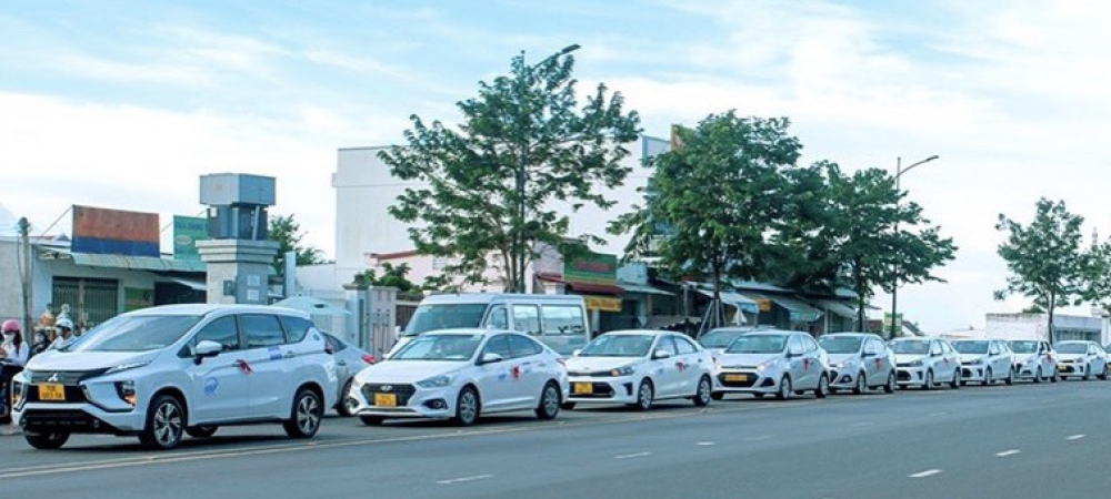 Taxi Long Sơn