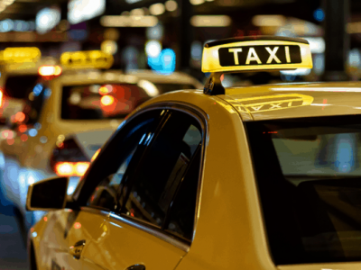  Nhà xe Tân Sơn Nhất ngưng cho taxi công nghệ đón khách trên lầu